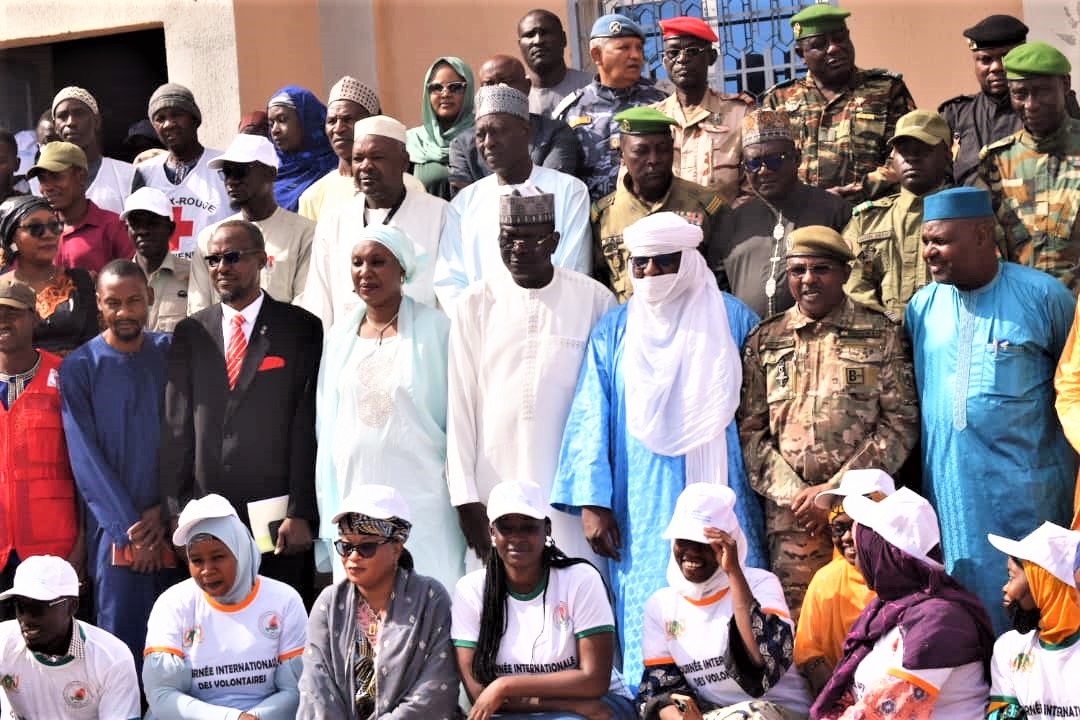 Le Volontariat, Moteur de la Refondation Nationale La Journée Internationale des Volontaires (JIV) 2