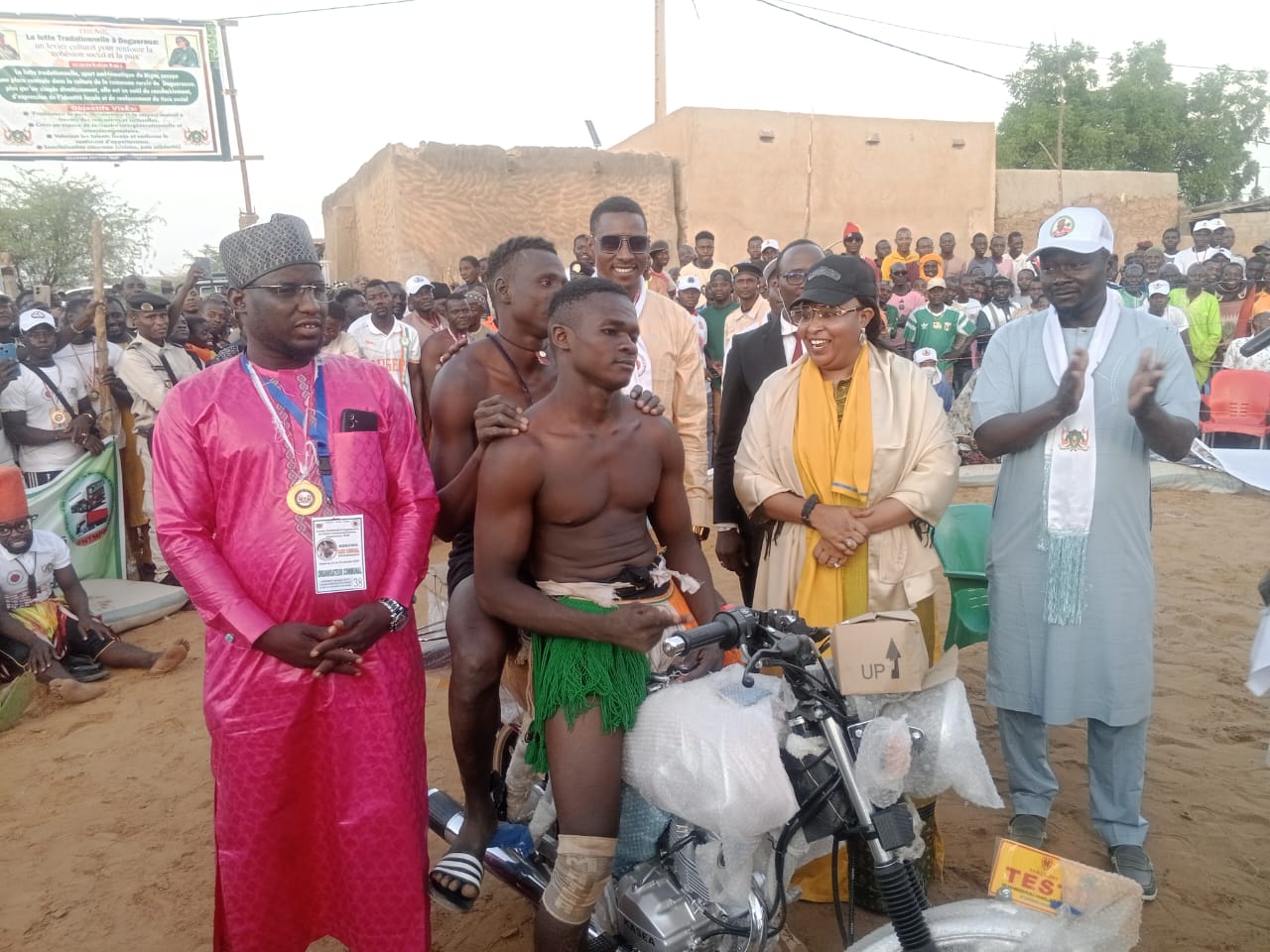 Dogueraoua : Succès éclatant pour la première édition du tournoi de lutte traditionnelle à Galmi